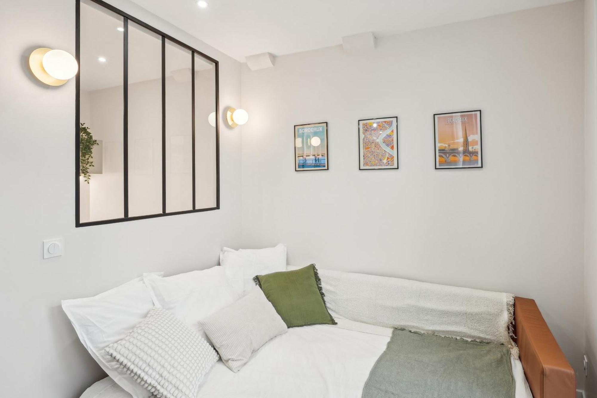 Lavie Maison Central & Hot Tub Бордо Экстерьер фото